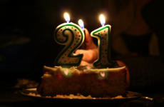 Казахстанский имам объяснил, почему мусульманам нельзя задувать свечи на день рождения