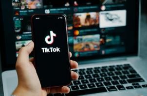 Безопасность в TikTok Казахстан: платформа удалила более 1,4 млн видео за II квартал 2025 года — 99 % до жалоб пользователей